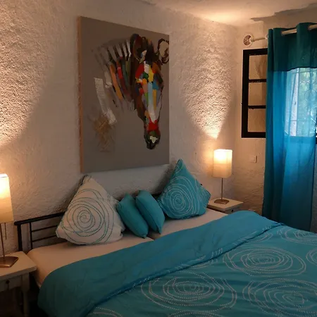 Beautiful Near Porto-vecchio With Garden And Wifi, 100 Metres Fr Lecci